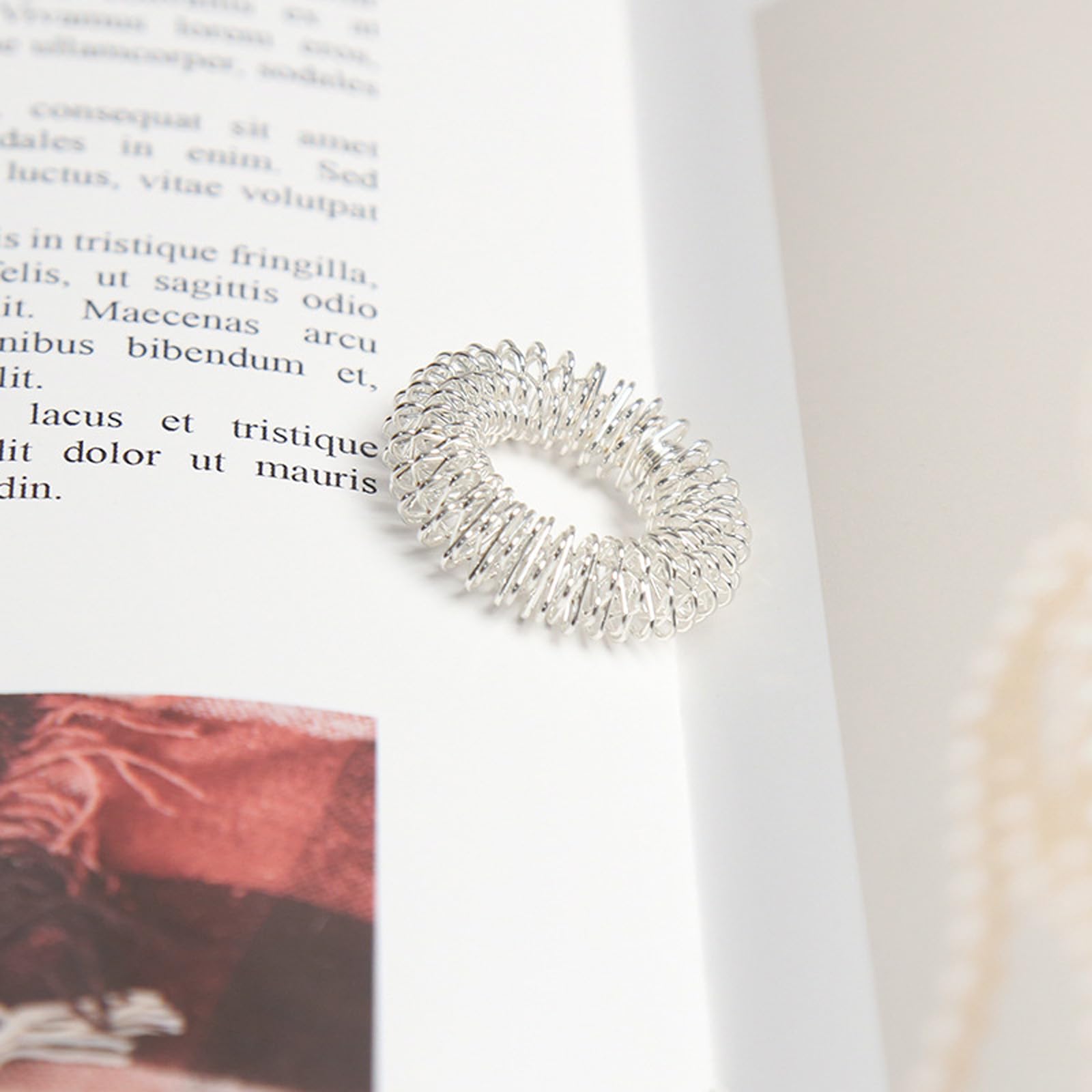 Zestaw 8 pierścieni Fidget Rings, regulowane pierścienie antystresowe, zabawki antystresowe, do masażu palców, antystresowe, z perłami, łagodzące lęki, pierścionki nastrojowe