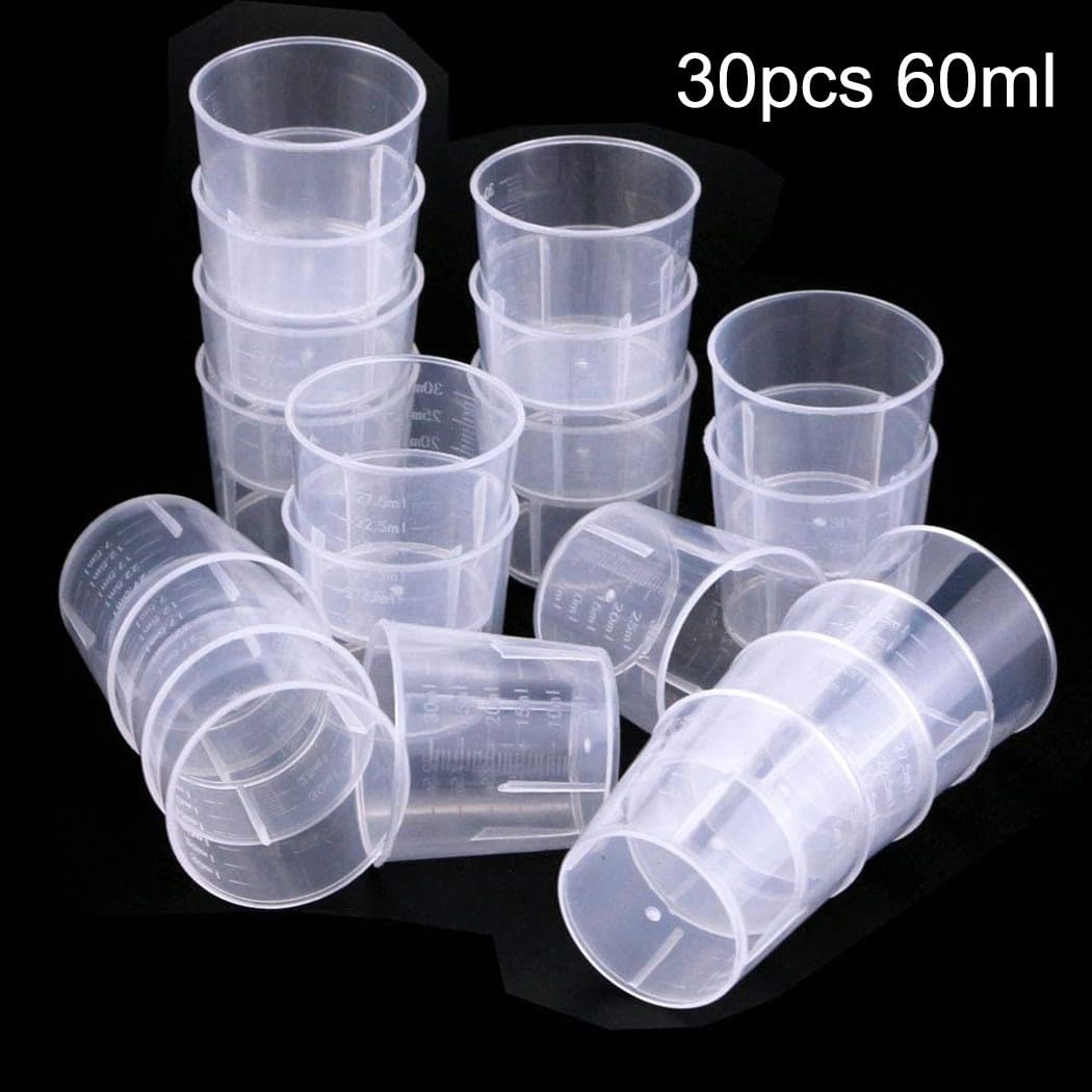 Bicchieri di plastica, sai a cosa servono quelle zigrinature? Non è come pensi