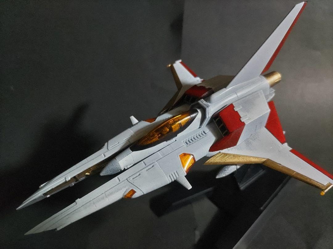 完成品　ビックバイパー　コックピット点灯　塗装済　グラディウス　GRADIUS Amazon.co.jp: ビックバイパー 塗装済 完成品 グラディウス VIC VIPER