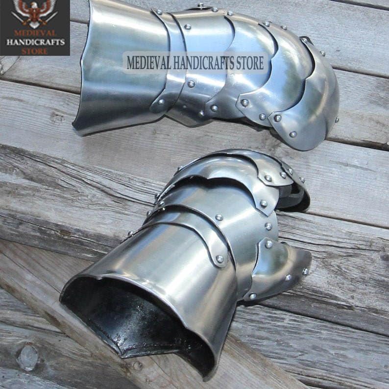 Dragon Slayer Clamshell Gauntlets Mitten Hand Armor Functional Gloves Pair Wearable Costume, Adult (Standard), Silver