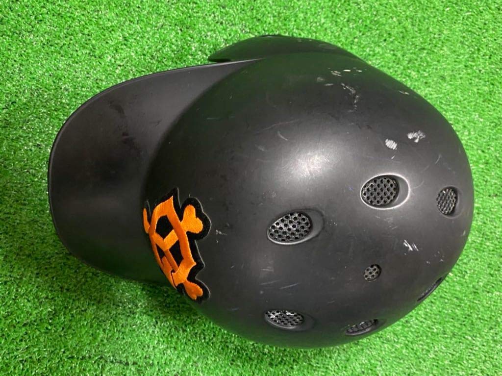 巨人軍31 松本哲也'13シーズン公式戦 実使用ヘルメット Amazon.co.jp: 巨人軍31 松本哲也'13シーズン公式戦 実使用