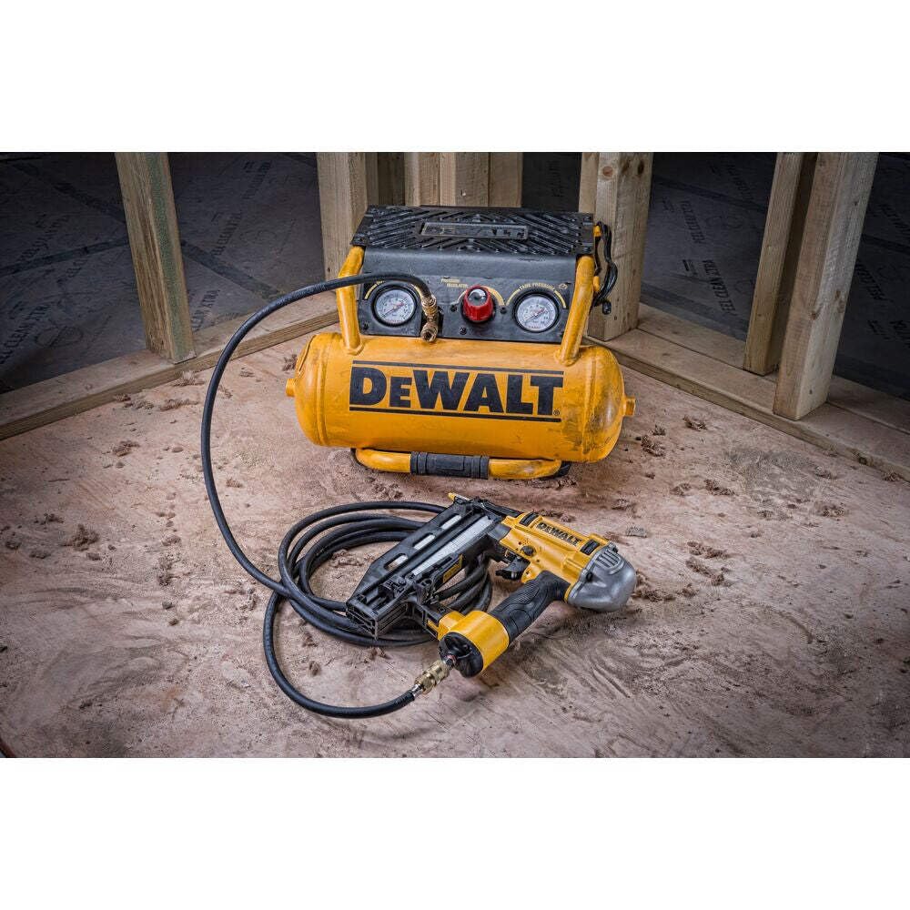 DeWalt DPC10RC - Compresor de 10 bares, motor de arranque ligero de 2,0 CV, motor sin aceite, incluye 10 m de línea de aire, 10 L, 1500 W, 230 V