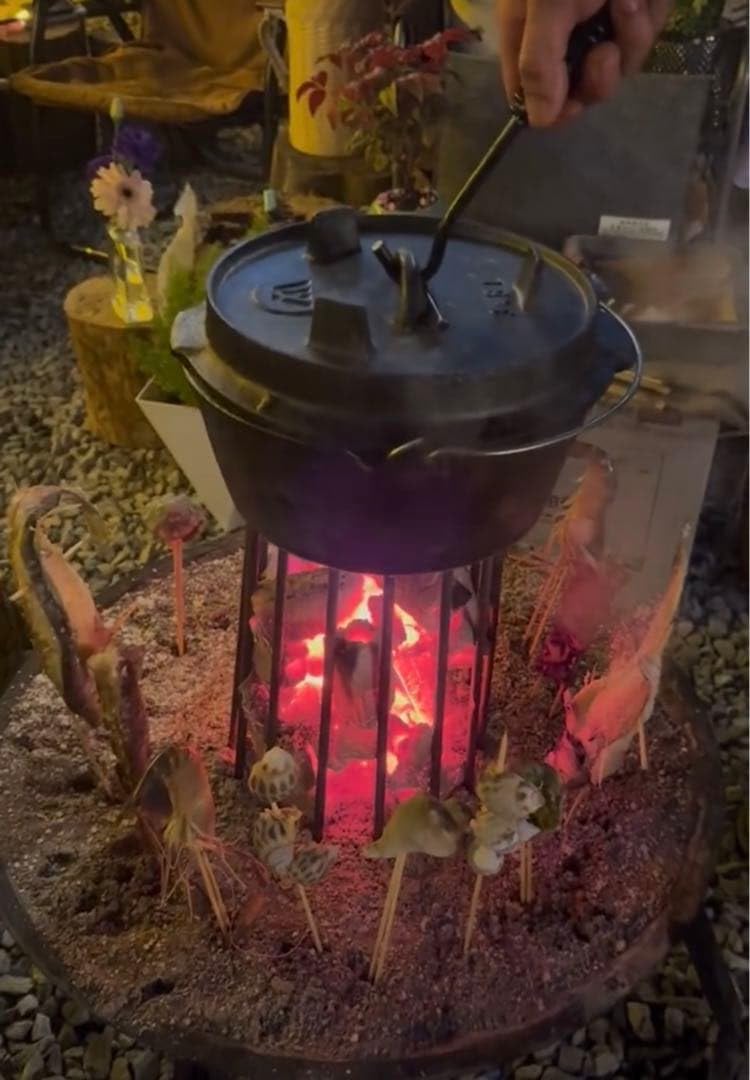 Amazon.co.jp: 原始焼きスタンド 炉端焼き 五徳 魚焼き 枠囲炉裏 火鉢