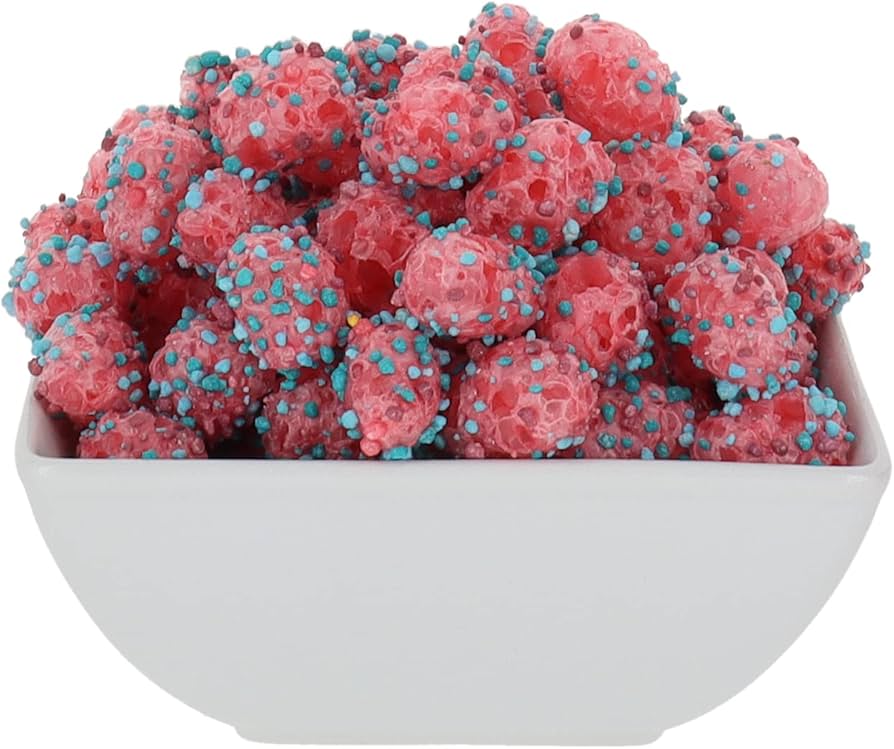 Amazon.com : Arctic Farms Freeze Dried Candy Gummy Clusters Candies 2oz Bagged and Boxed (Very Berry) : Grocery & Gourmet Food