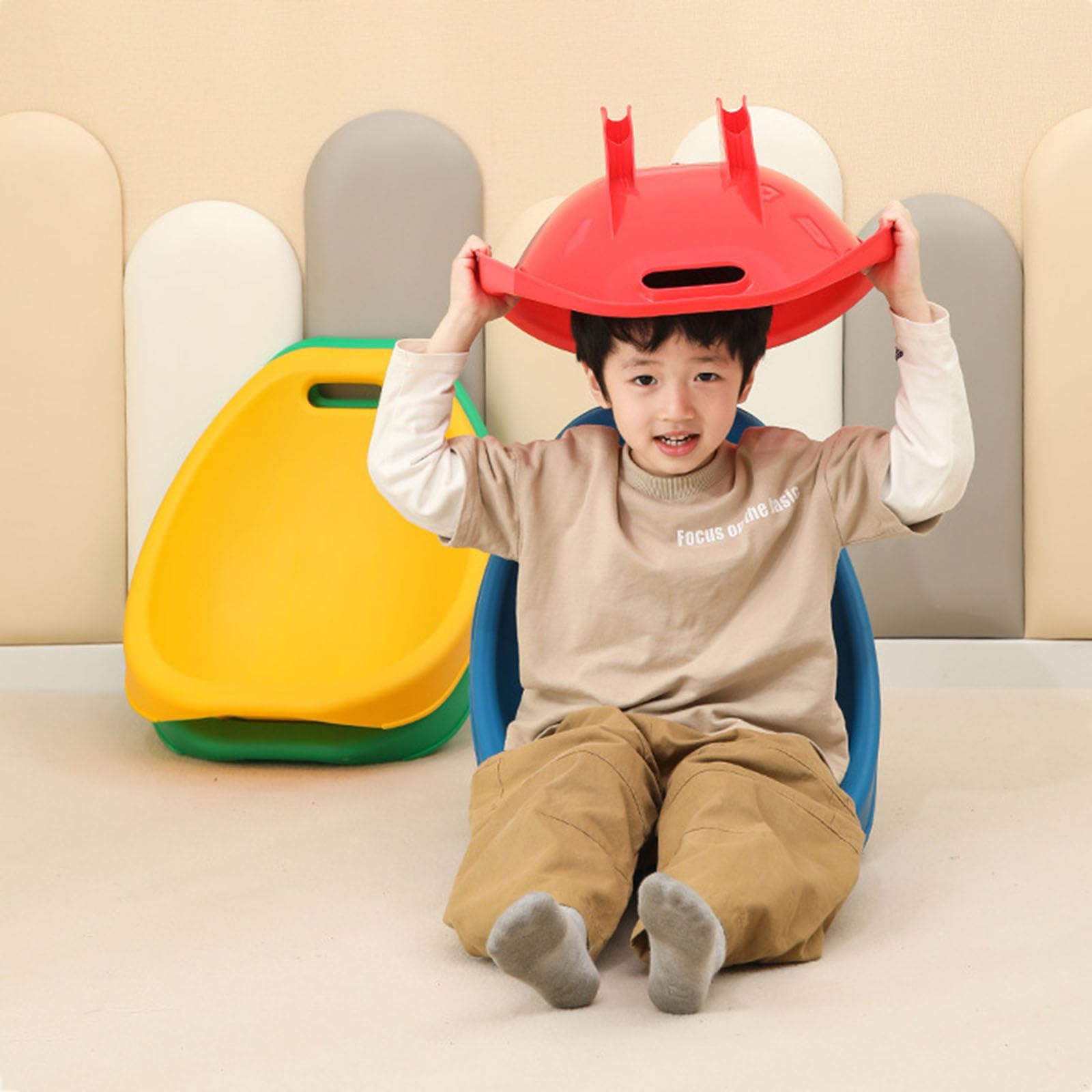 Lot de 2 chaises à bascule pour enfants, siège de sol en plastique sûr, léger, empilable, pratique pour les jeux d'enfants, chaises de salle de classe, rouge