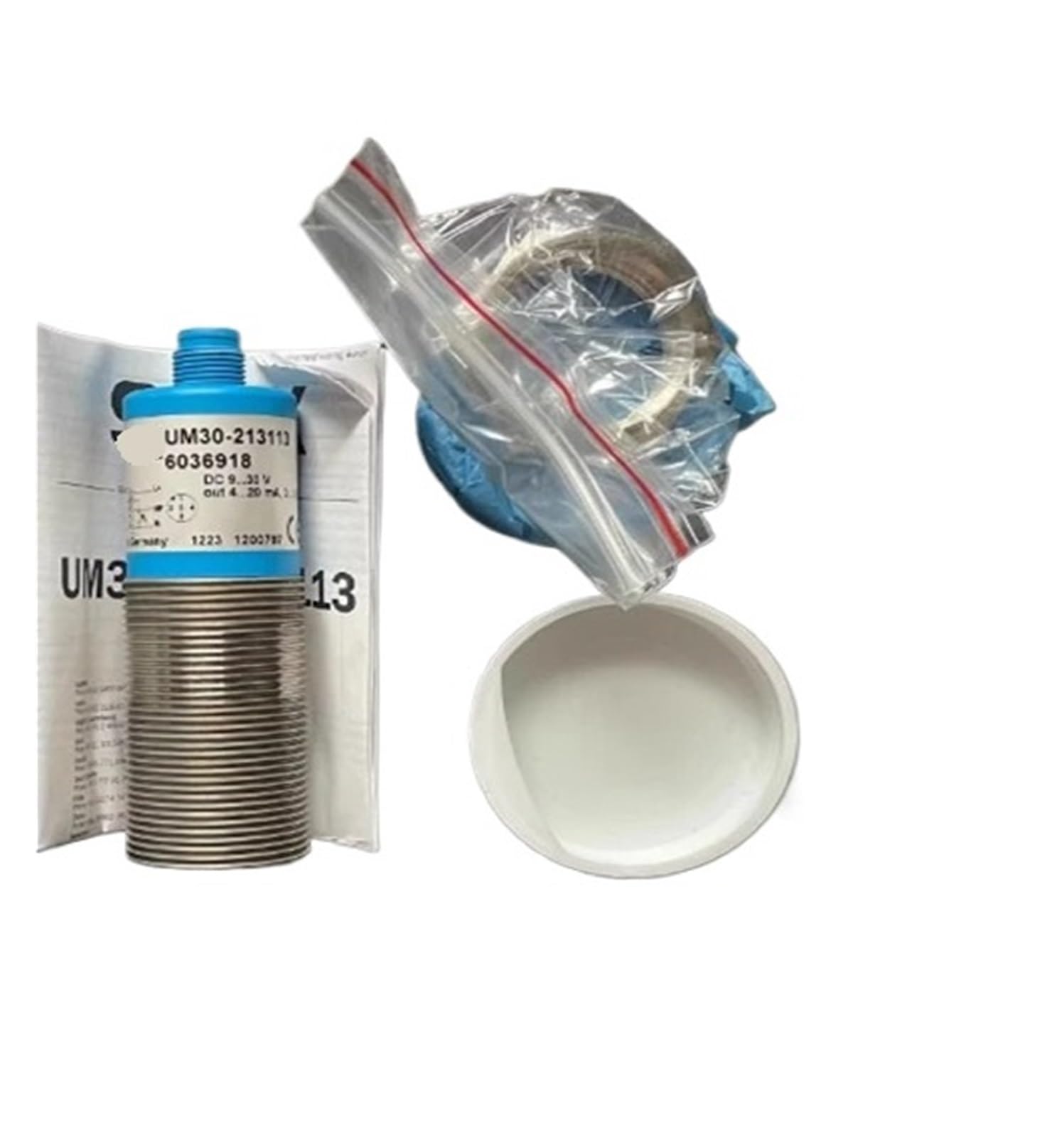 XDDQWSWA UM30-213113 Sensor UM30-214113 UFN3-70B413 UM30-212112(UM30-214113)
