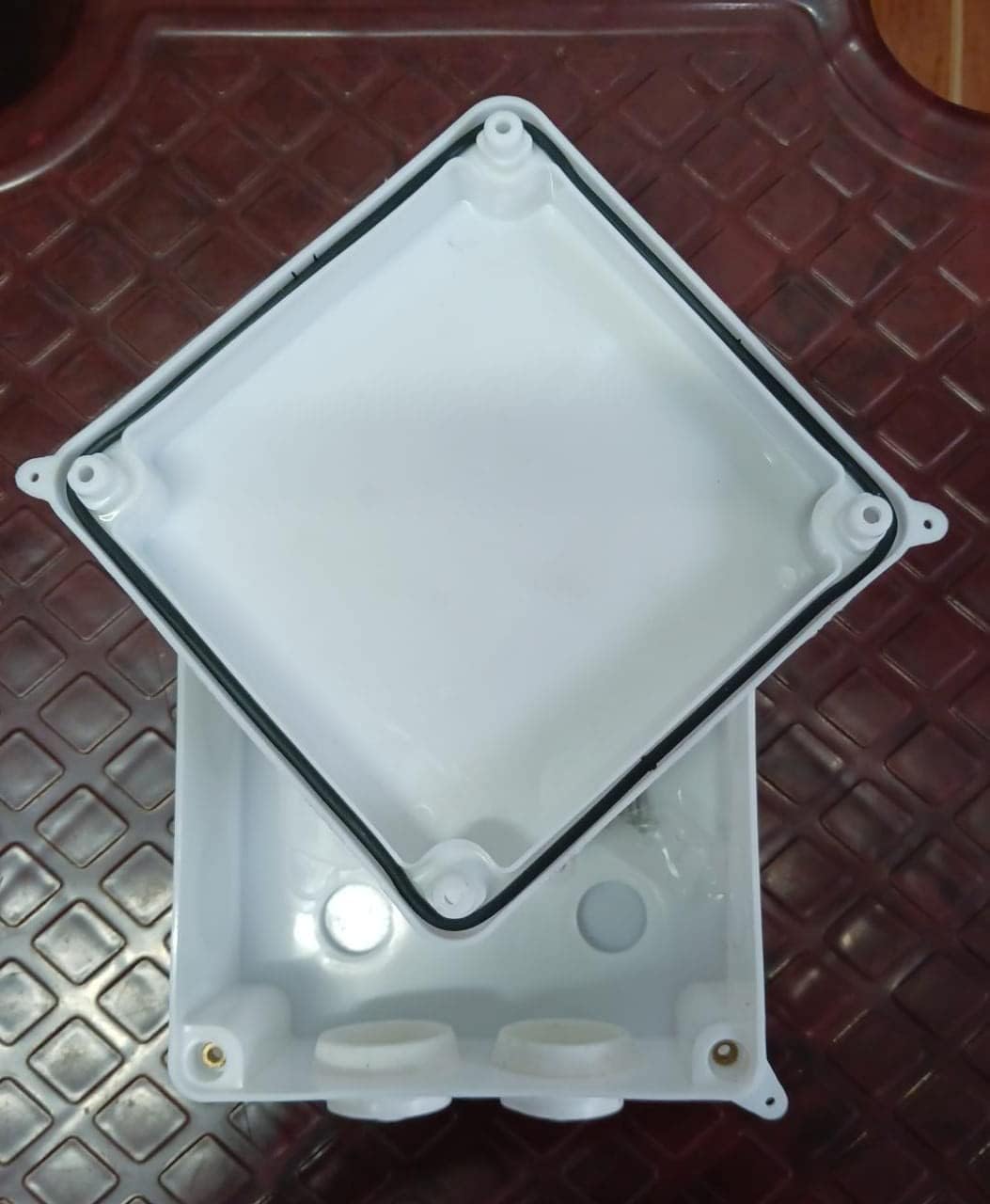 SOLIX Waterproof PVC Junction Box - CCTV Protection -3 SOLIX Waterproof PVC Junction Box - CCTV Protection -3