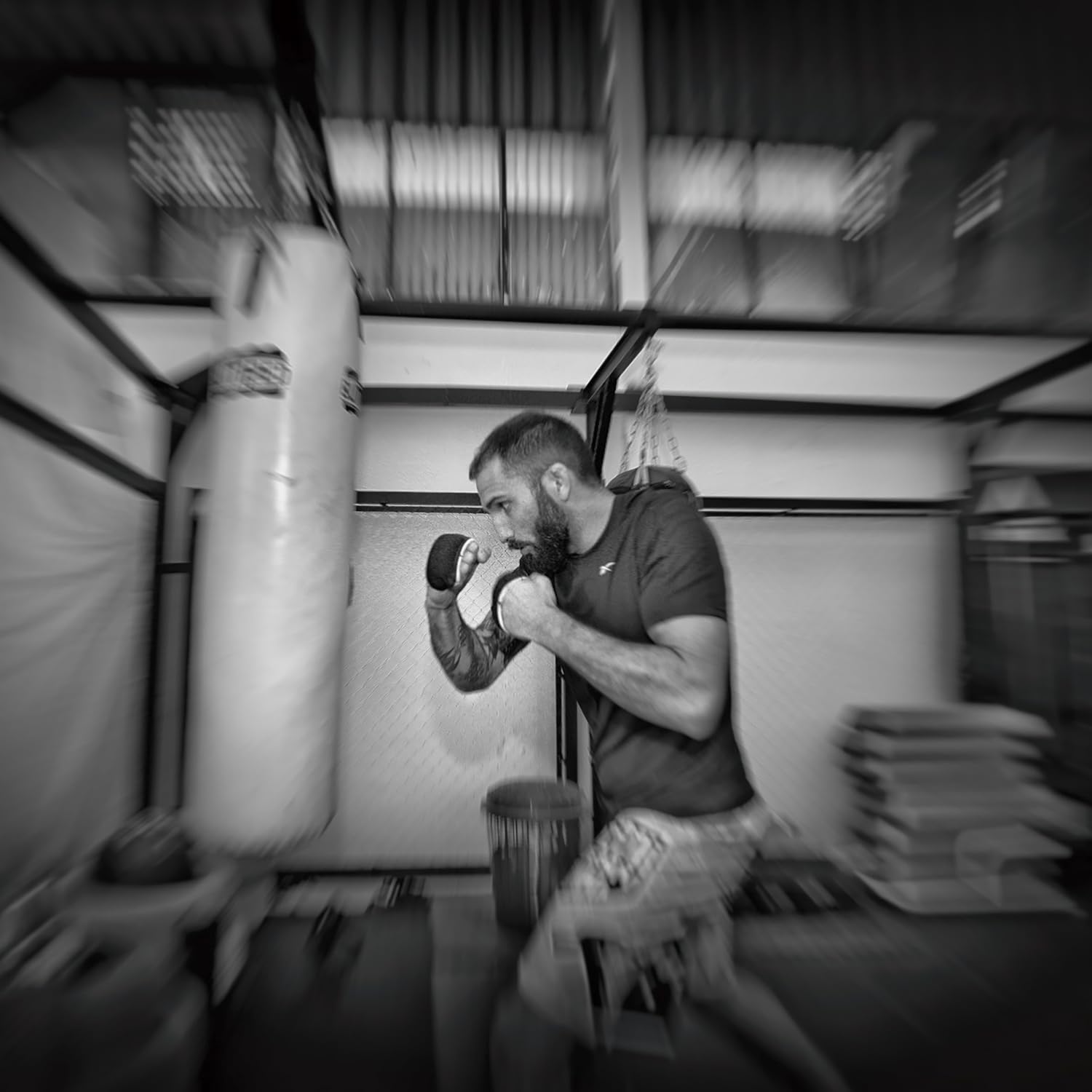 MAX Protector de Nudillos, Nudillero, Almohadilla para Boxeo y Deportes de Contacto