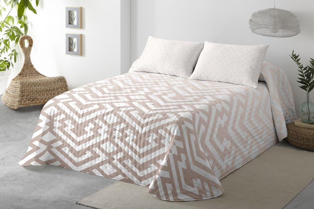 BOHEME | Triana Gold Reversible Printed Quilt for 90 cm Bed | Lightweight, Breathable and Quick-Drying | 180 x 270 cm | Ideal for Transitional Seasons