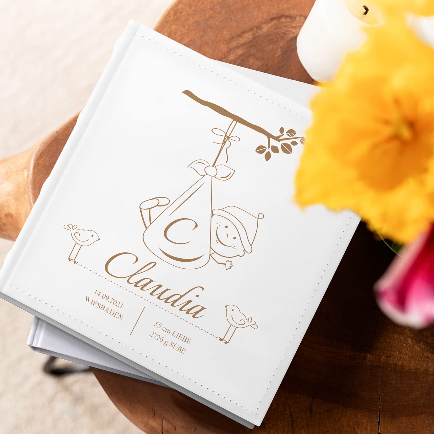 Maverton Einsteckalbum mit Aufdruck - Fotoalbum für 200 Fotos 10x15-50 Seiten - Größe: 21x22cm - Weiß - personalisierte Geschenke für Paar zur Hochzeit zum Hochzeitstag