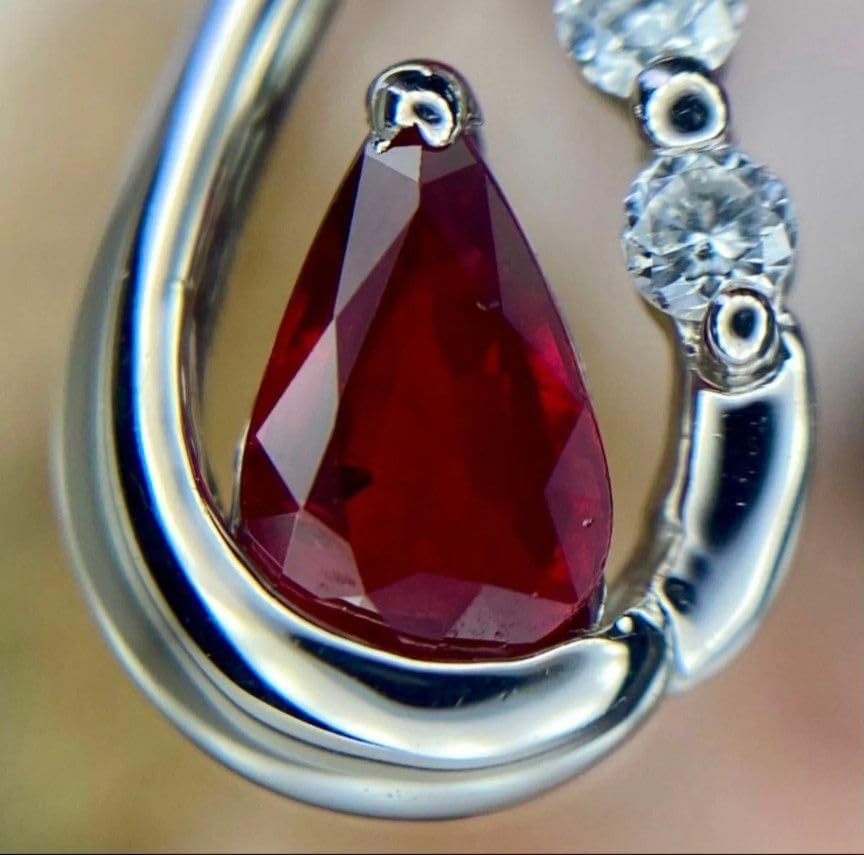 プラチナルビーネックレス ピジョンブラッド 非加熱 ゆ】ルビー