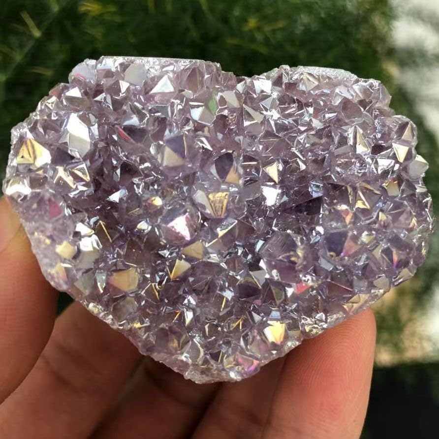 Amas de cristal de quartz naturel améthyste pour chasser la monotonie d'une pièce