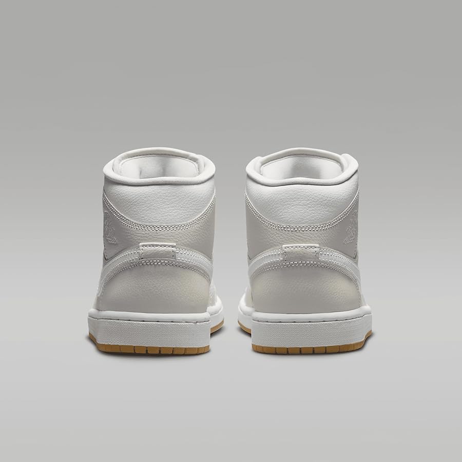 Amazon.com | Jordan Air 1 Mid Women's Shoes (BQ6472-021