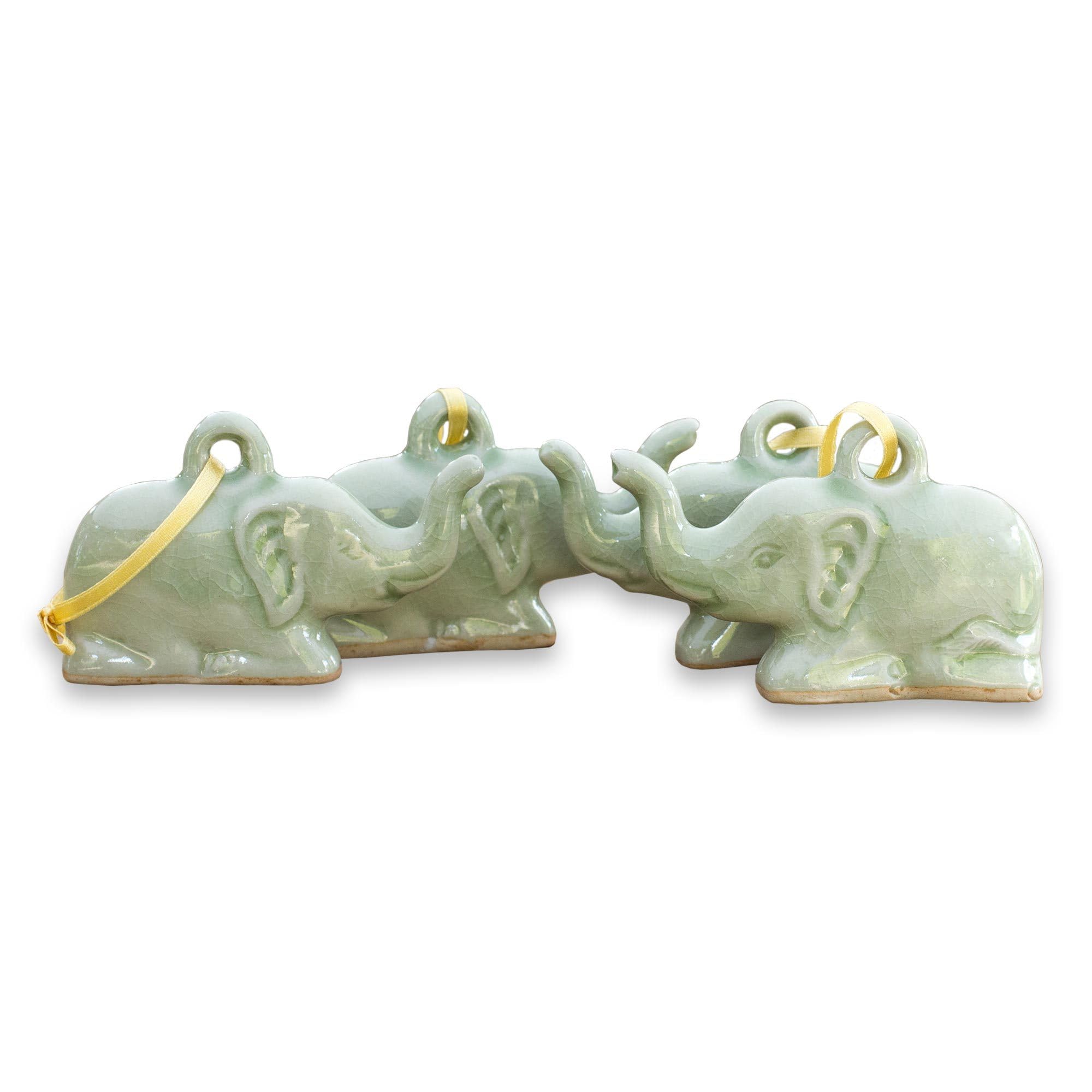Éléphants en céramique céladon NOVICA : lot 4 ornements déco vert vacances pour maison