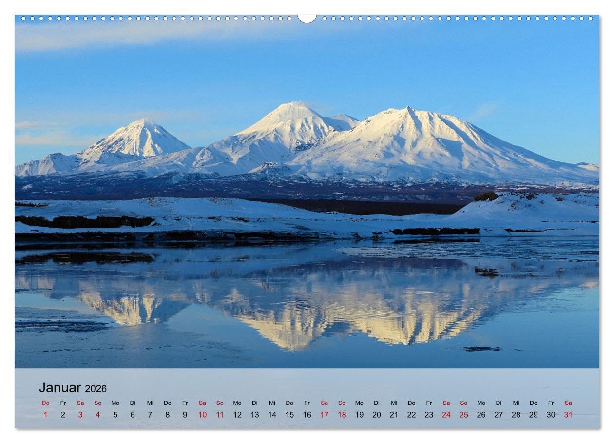 Magische Bergwelten der Erde (hochwertiger Premium Wandkalender 2026 DIN A2 quer), Kunstdruck in Hochglanz: Stimmungsvolle Naturaufnahmen von Bergregionen in geheimnisvollem Licht (CALVENDO Natur)