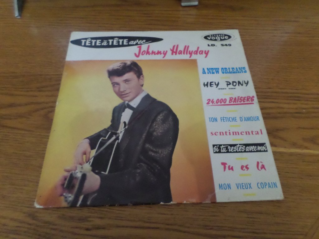 Lp N°03 - Tête A Tête Avec Johnny Hallyday