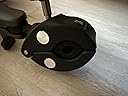 Flexibly adjustable and reliably fixed