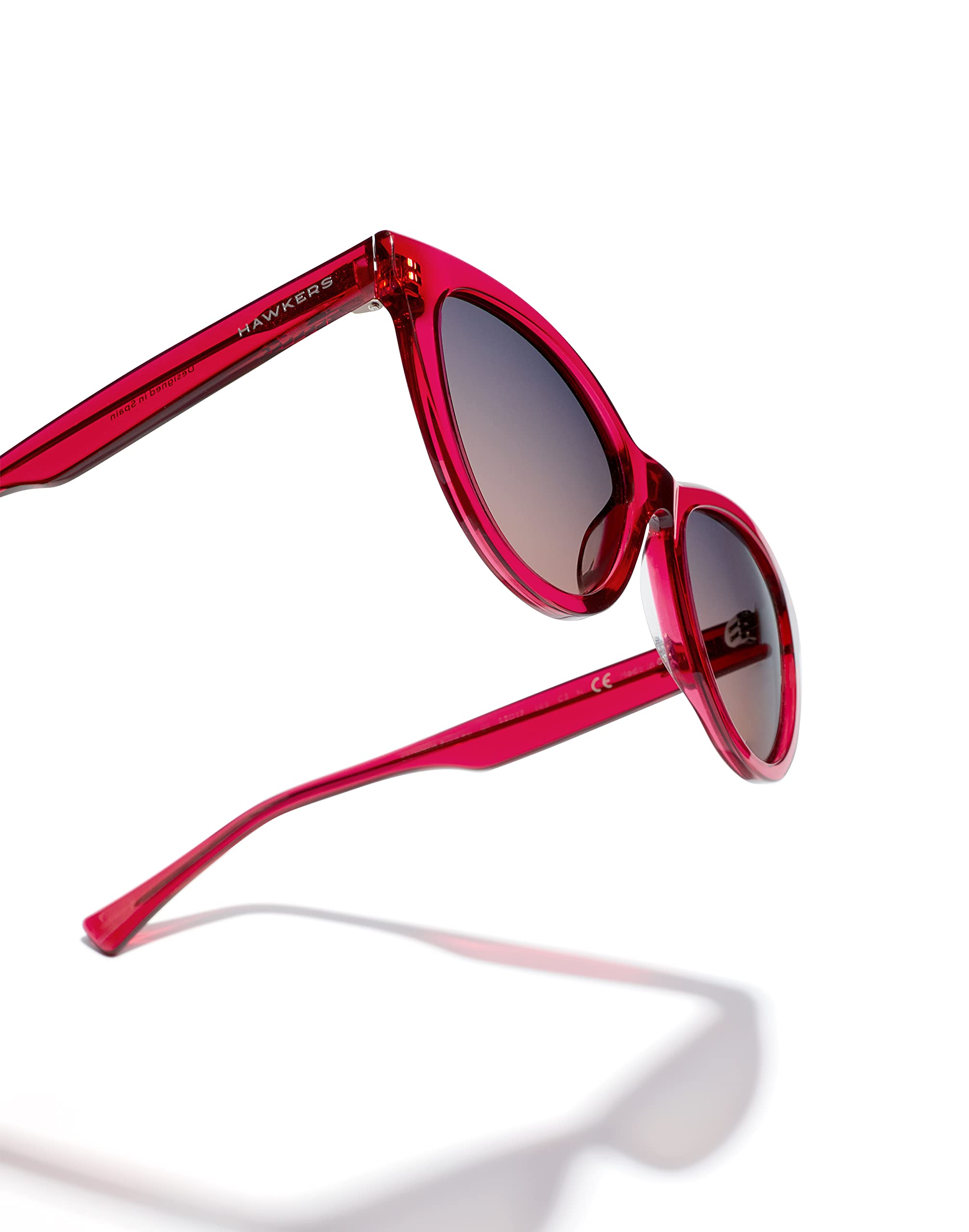 HAWKERS · Gafas de sol NOLITA para hombre y mujer.