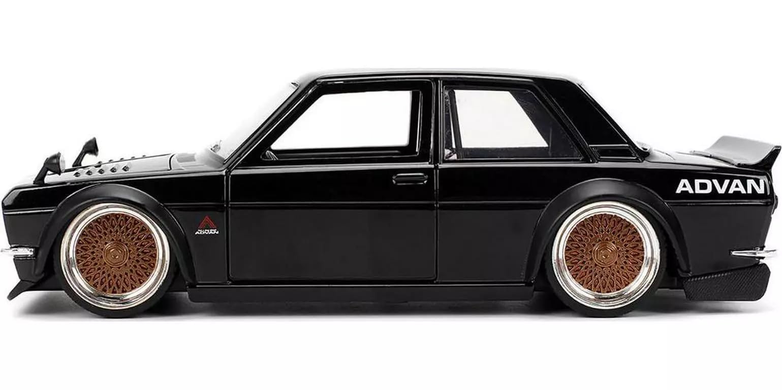 Amazon | JADA TOYS 1/24 ダットサン 510 1973 アドバン カスタム
