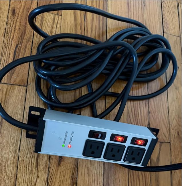 CCCEI 3-Outlet with individual switches mounted