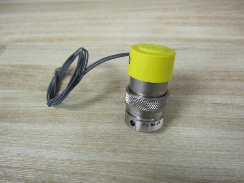 Clippard EV-3M-24 Elec. Valve EV3M24V DC