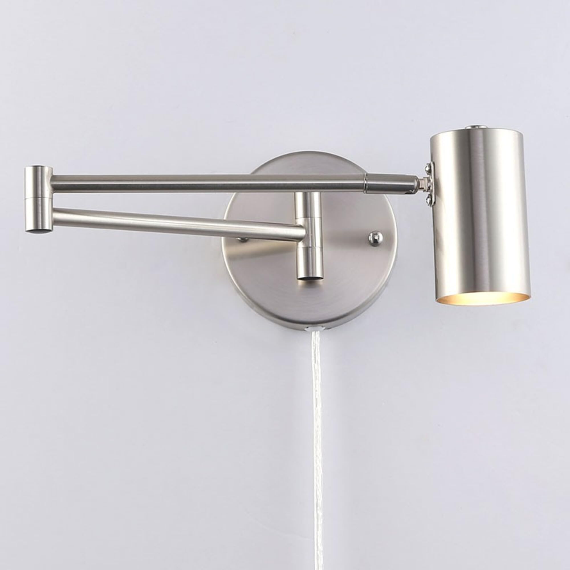 BARCELONA LED applique murale avec bras articulé et prise, lampe murale extensible métal finition nickel satiné style industriel vintage, E27 G45 avec interrupteur pour chambre lecture tête de lit