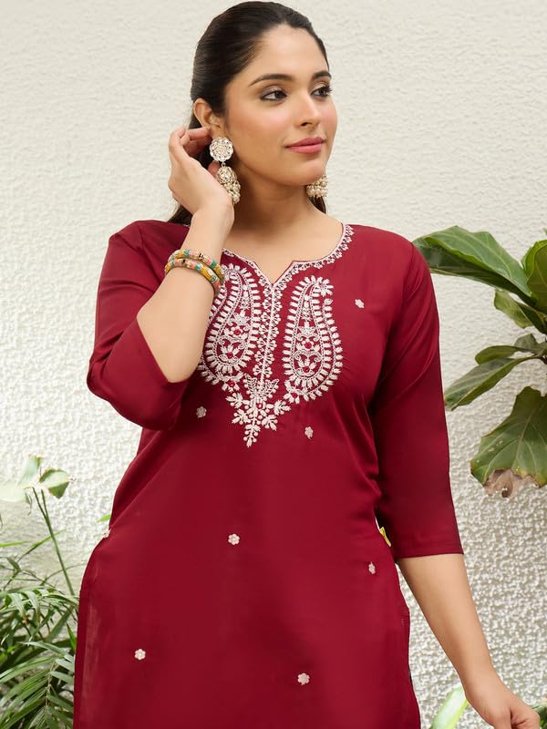 Image of Women's Silk Blend Embroidery Straight Kurta | Ethnic Kurtas for Women | Kurtis for Women Festive, Casual Office Wear Ethnic Kurta for Women