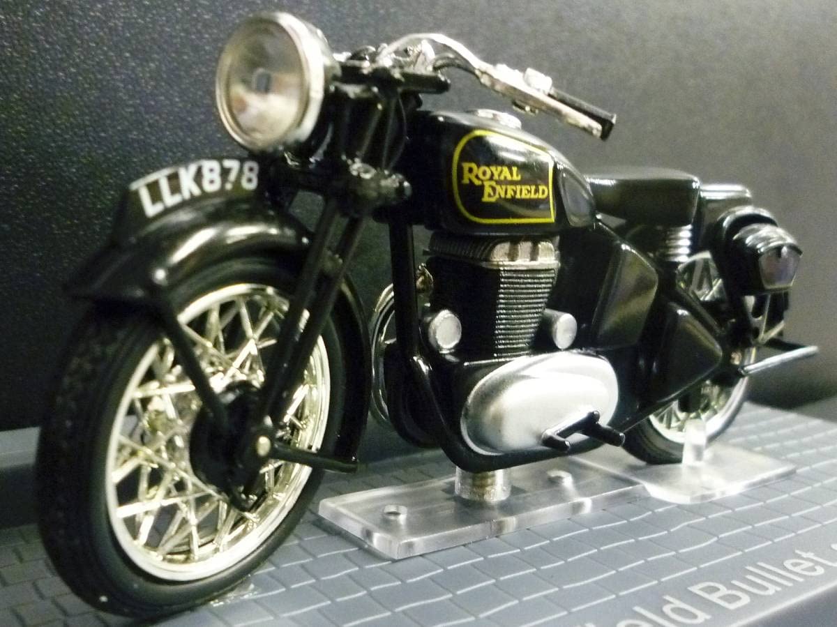 Amazon | 1/24 ロイヤルエンフィールド バレット Royal Enfield Bullet