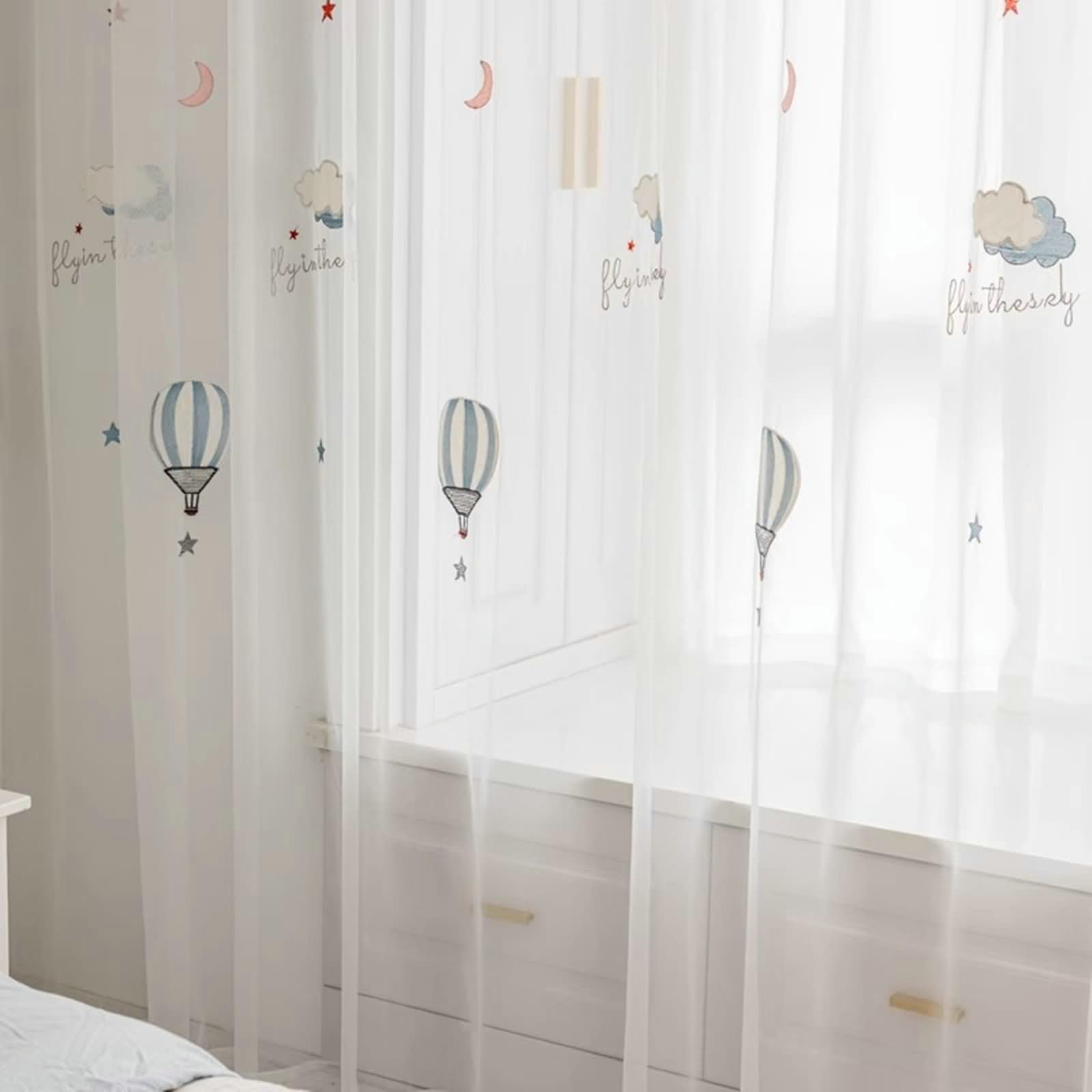 Gualiy Rideau Lot de 2 Salon, Rideau Blanc 86x160CM Rideaux Salon Voilage Moderne Motif de Montgolfière et de Nuage Rideaux pour Salon, Chambre à Coucher