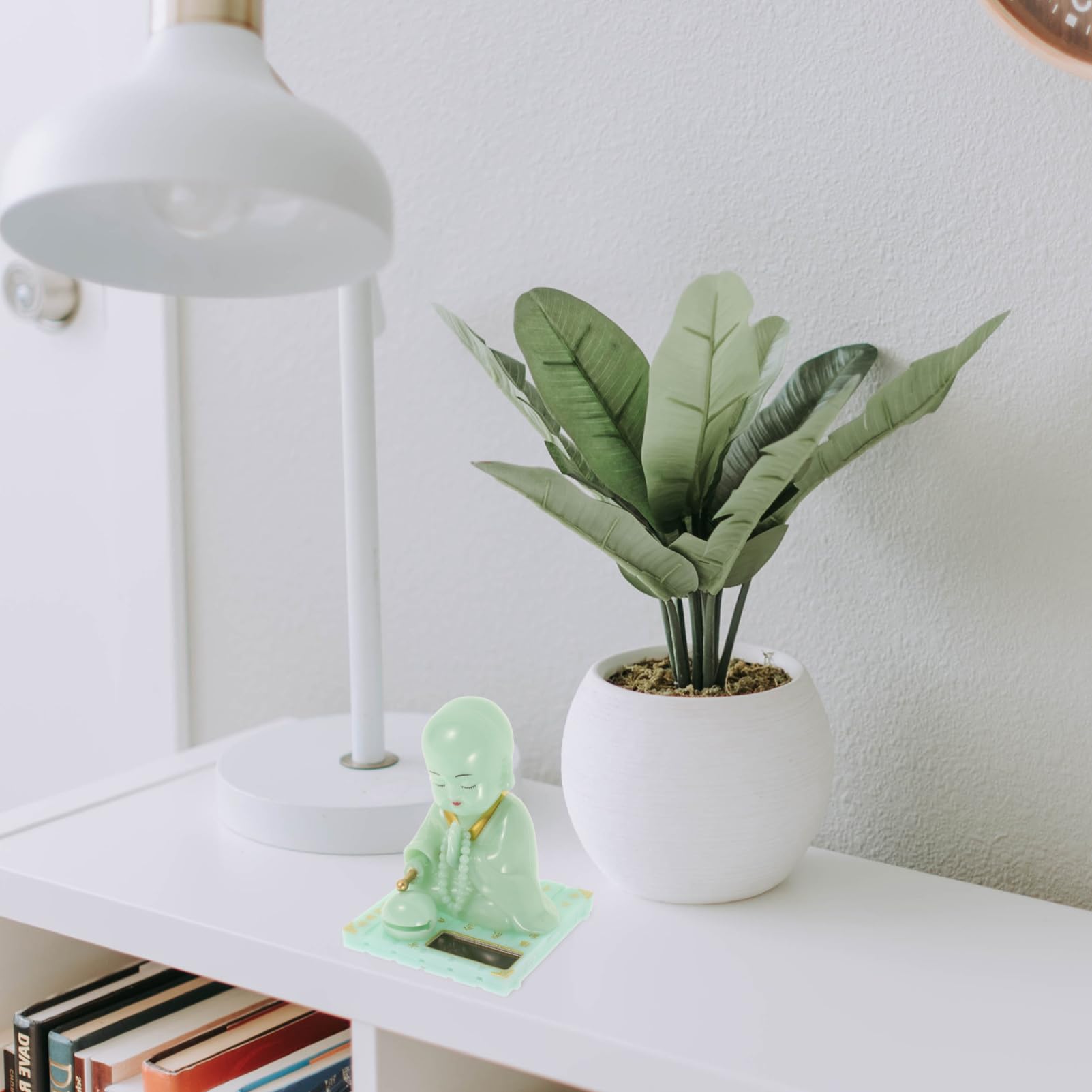 Alipis Solar Powered Buddha Figurine Car Shaking Head Toy Plastic Little Monk Buddha Statue Car Dashboard Ornament for Desktop Car