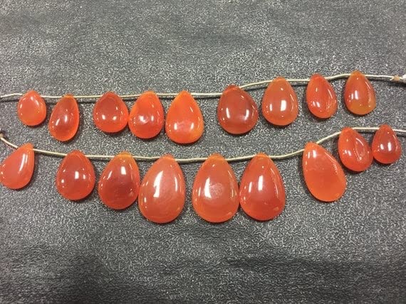 Red Onyx pear shape beads pour fabriquer 9 paires de boucles