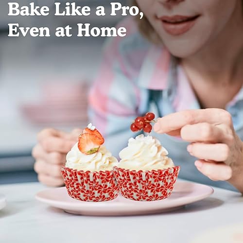 Vista 96 de Regency Wraps Vasos para hornear de grado profesional a prueba de grasa, paquete de 40 unidades, revestimientos estándar, lunares azul cobalto