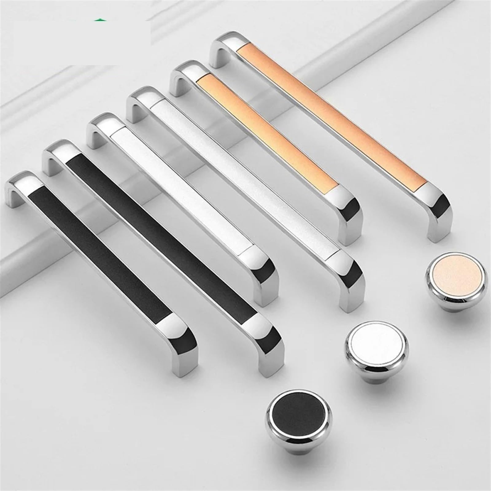 Boutons de placard pour relooker une commode ou un bureau de chambre