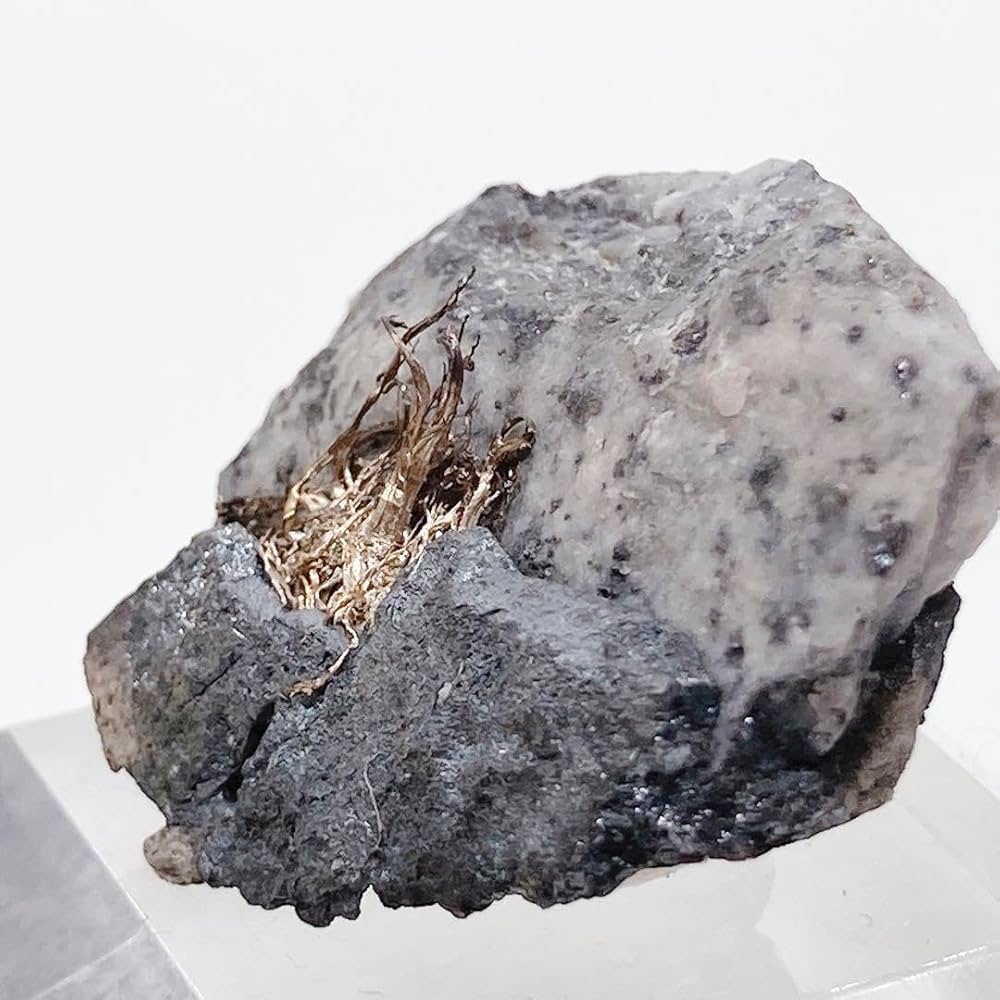 メ*ー様 シルバー　自然銀　原石　鉱物標本　247 メ*ー様 シルバー自然銀原石鉱物標本247