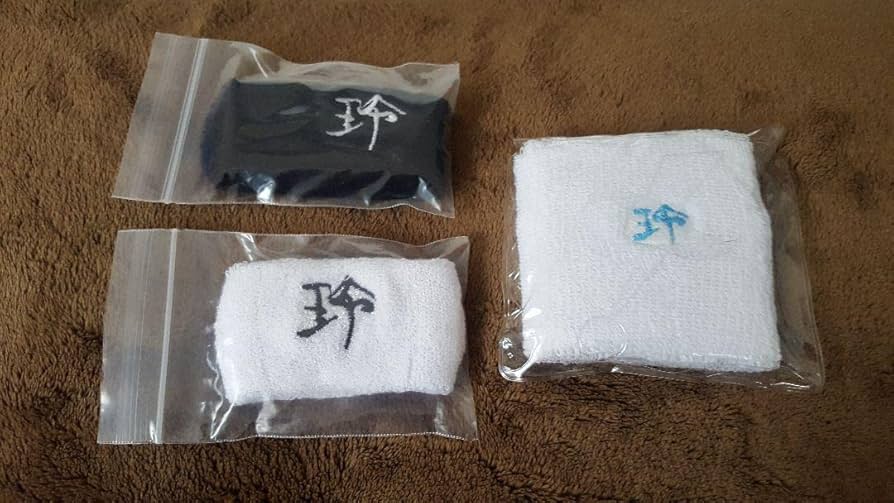 Amazon.co.jp: B'z 松本孝弘 玲 リストバンド TAK : おもちゃ