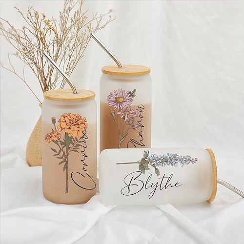 Miniatura 3 de Taza de cristal con nombre personalizado con flor de nacimiento, regalo de dama de honor de café helado personalizado para ella, amiga, cumpleaños,