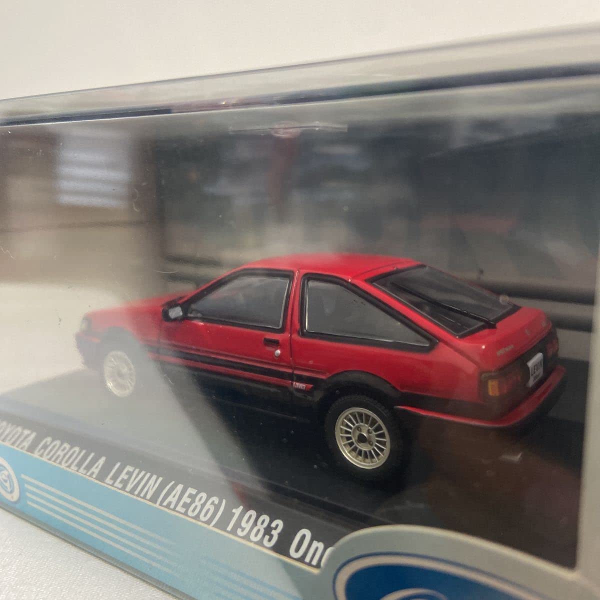 EBBRO エブロ 1/43トヨタ カローラ レビン (AE86) 1983 Amazon | EBBRO 1/43 ミニカー COROLLA LEVIN AE86 1983年 Red エブロ