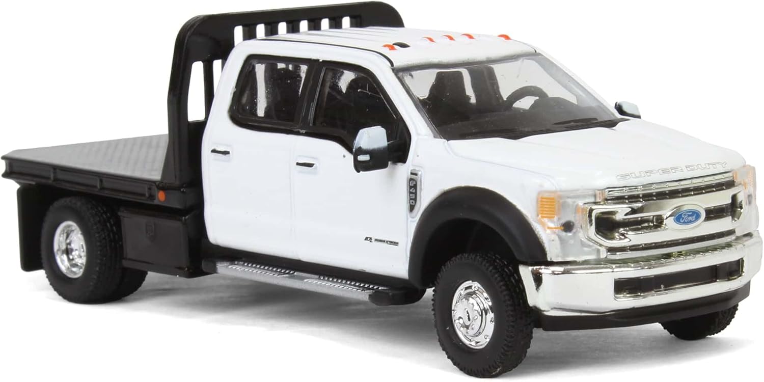 Truck 1/64 2020 F-450 XLT Super Duty Dually Flatbed White Exclusive 51395-B