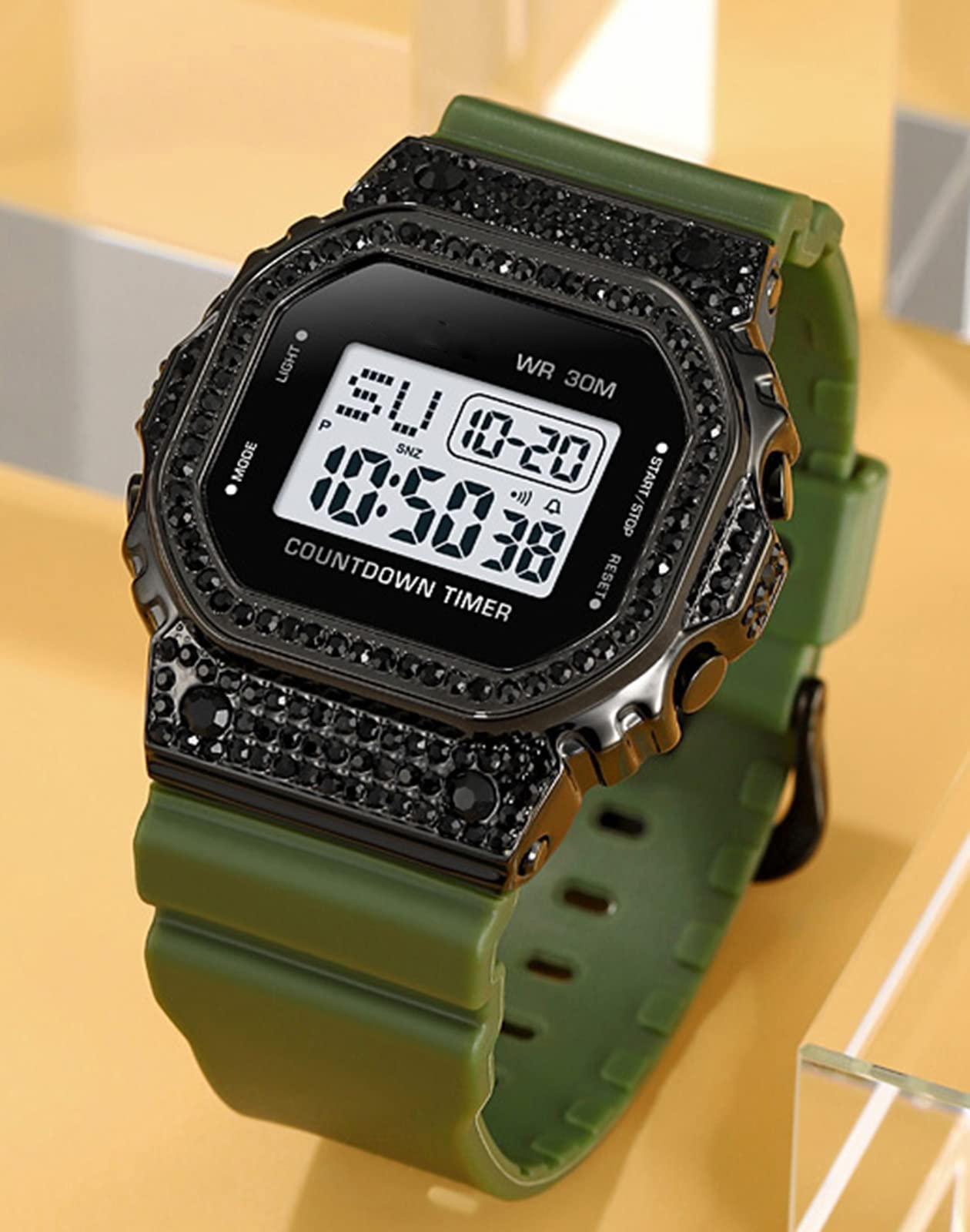 FANMIS Reloj de pulsera para hombre y mujer, casual, con luz de fondo, impermeable, cuadrado, deportivo, digital, electrónico