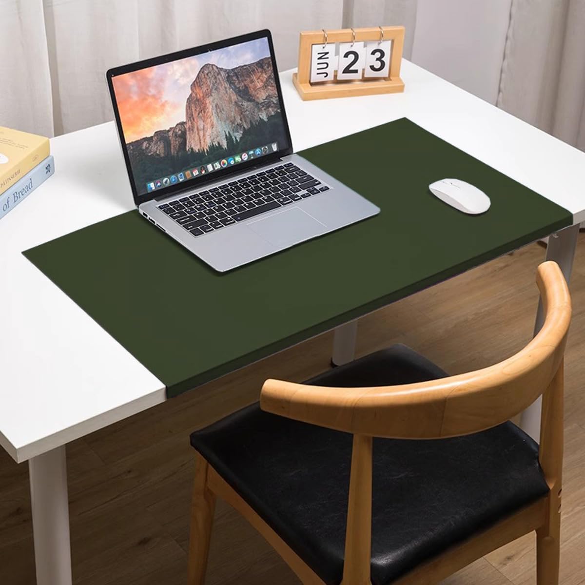 Large Leather Desk Pad with Edge Protection, Non-Slip Waterproof Desk Mat for Writing Work Game, Smooth Extended Laptop Mouse Keyboard Pads (Green,80x50cm)