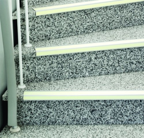 Preisvergleich Produktbild Anti-Rutschbelag Safety-Stair R10 Stufenprofile Aluminium nachleuchtend 60x...