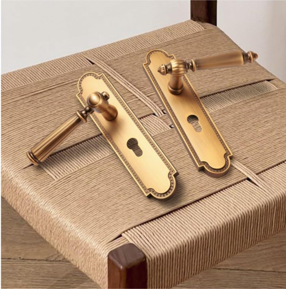 Door Knob Integrated Bedroom Door Lock Indoor Handle Silent Magnetic Attraction Retro Antique Brass for Interior Doors Doors Levers(Color2,Magnetic Lock)