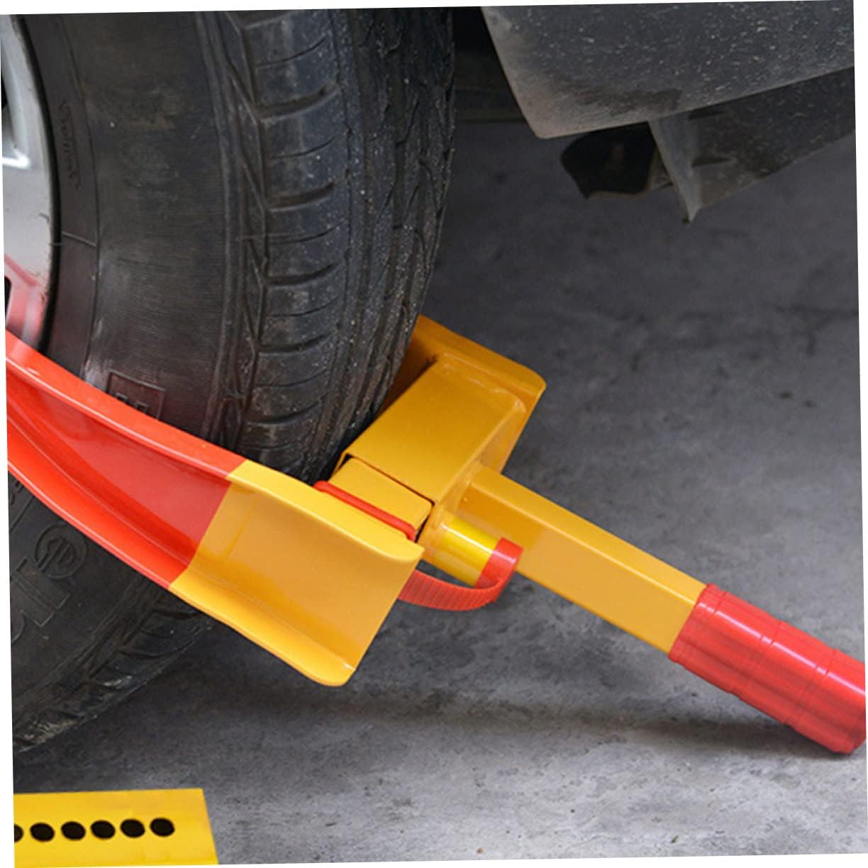 PRETYZOOM Car Wheel Chock Lock Heavy Duty Theft Clip for Car Tires Vise Type Design for Enhanced Security Durable Construction for