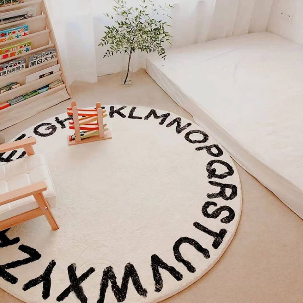 ABC Alphabet Runde Teppich weiche Cartoon Plüsch Teppich niedlich Teppich rutschfest für Baby Kinder Zimmer Klassenzimmer Kinderzimmer Zimmer Jungen Mädchen Zimmer Dekor (Schwarz, 120cm)