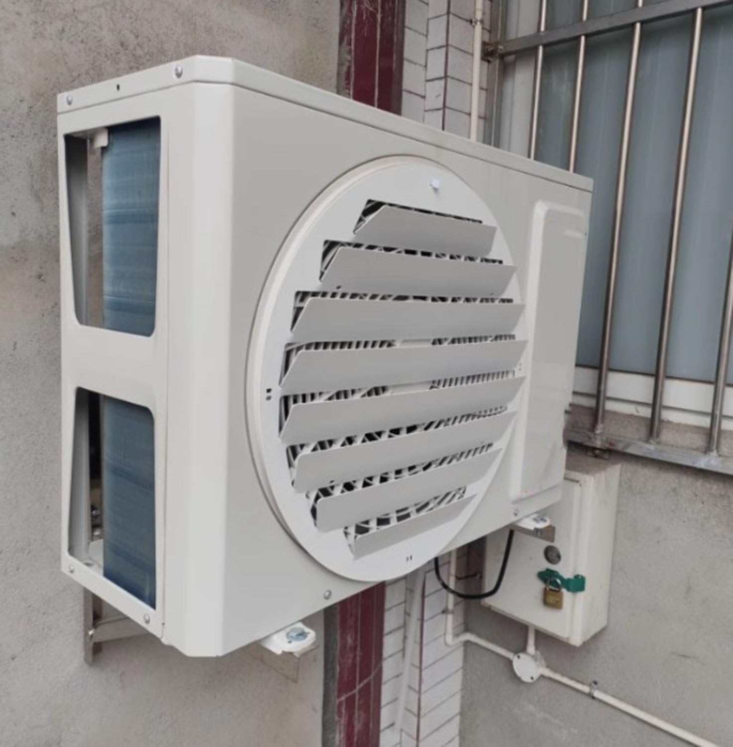 Deflettore per Condizionatore D'aria per Unità Esterne, Schermo Di Protezione per Bocchette Di Ventilazione in Acciaio Inossidabile,Round-58 * 58cm
