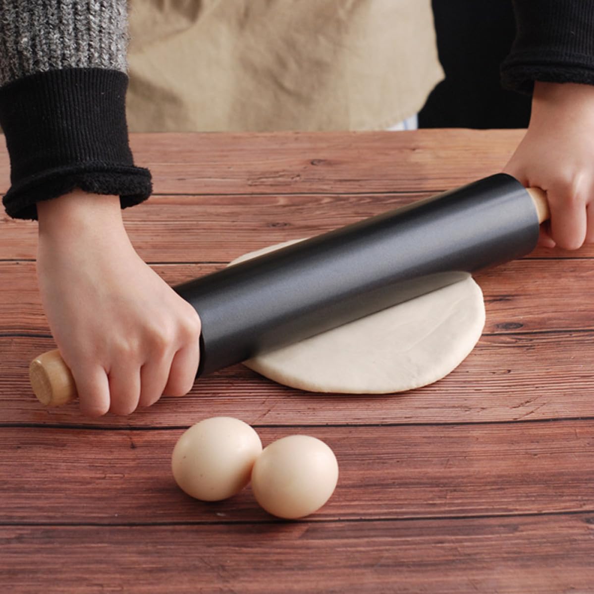GANAZONO Ergonomic with Comfortable Wood and Alloy Handle for Baking Dough Roller Rolling Pin Dough Roller Non-stick Smooth Surface Black for Home Baking and Pastry Making