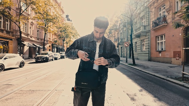 Amazon.com : K&F CONCEPT 2 in 1 Sling Bag Everyday Shoulder Bag