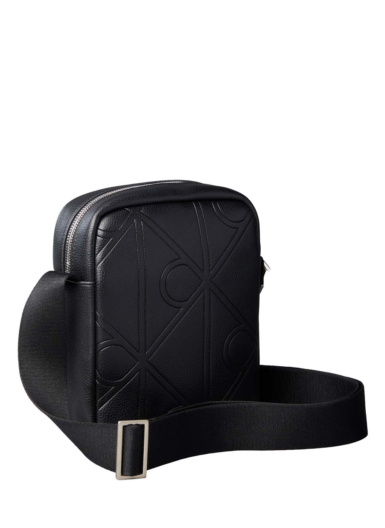 Calvin Klein Lv04d3331g Emblem Aop Emboss Report