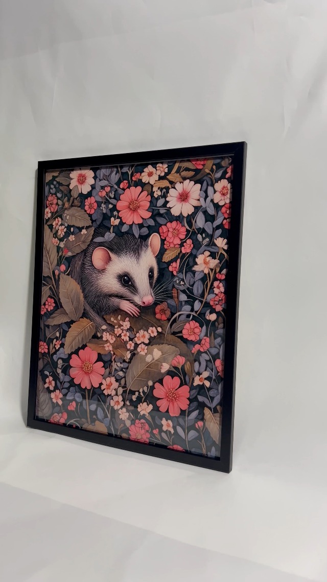 ほうじつ作 / POISON 21 アクリル画　SM号 22.7x15.8cm Amazon.com: Opossum Black Framed Art Print Poster, William Morris