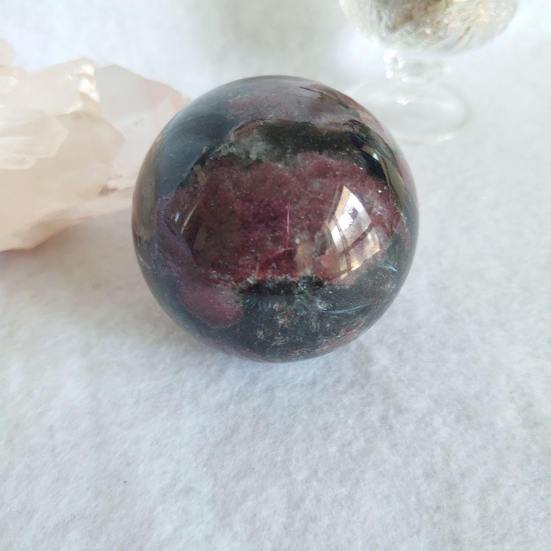 天然石　ヌーマイトインガーネット　ぷっくりハート　花火石⭐️1866 Amazon | ガーネットインヌーマイト 花火石 スフィア 丸玉 素敵な逸品